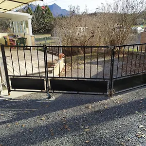Les Mésanges , Le Chaffaut-Saint-Jurson France